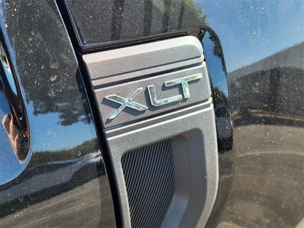 Thumbnail: 2025 Ford Maverick - 18