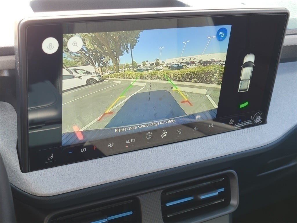 Thumbnail: 2025 Ford Maverick - 22