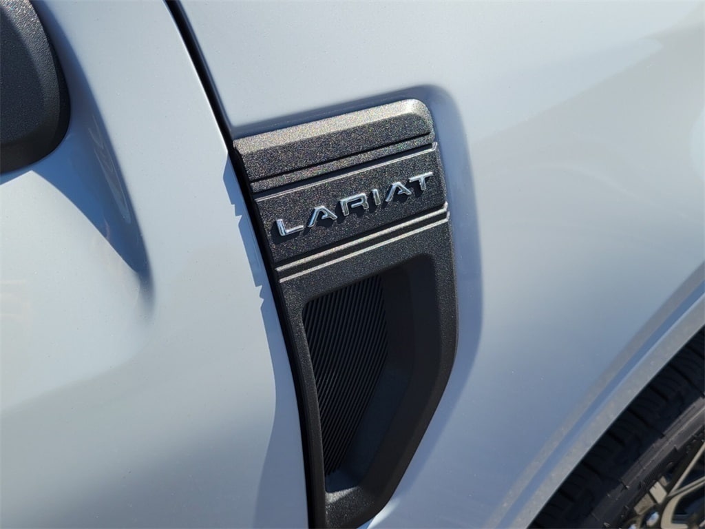 Thumbnail: 2025 Ford Maverick - 18