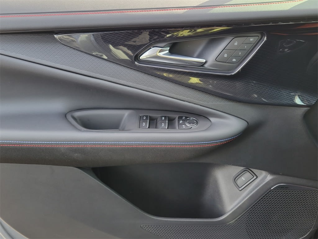 Thumbnail: 2025 Chevrolet Blazer EV - 22