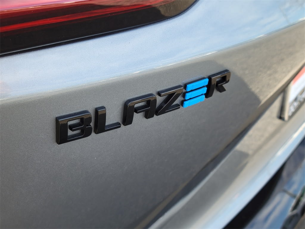 Thumbnail: 2025 Chevrolet Blazer EV - 6