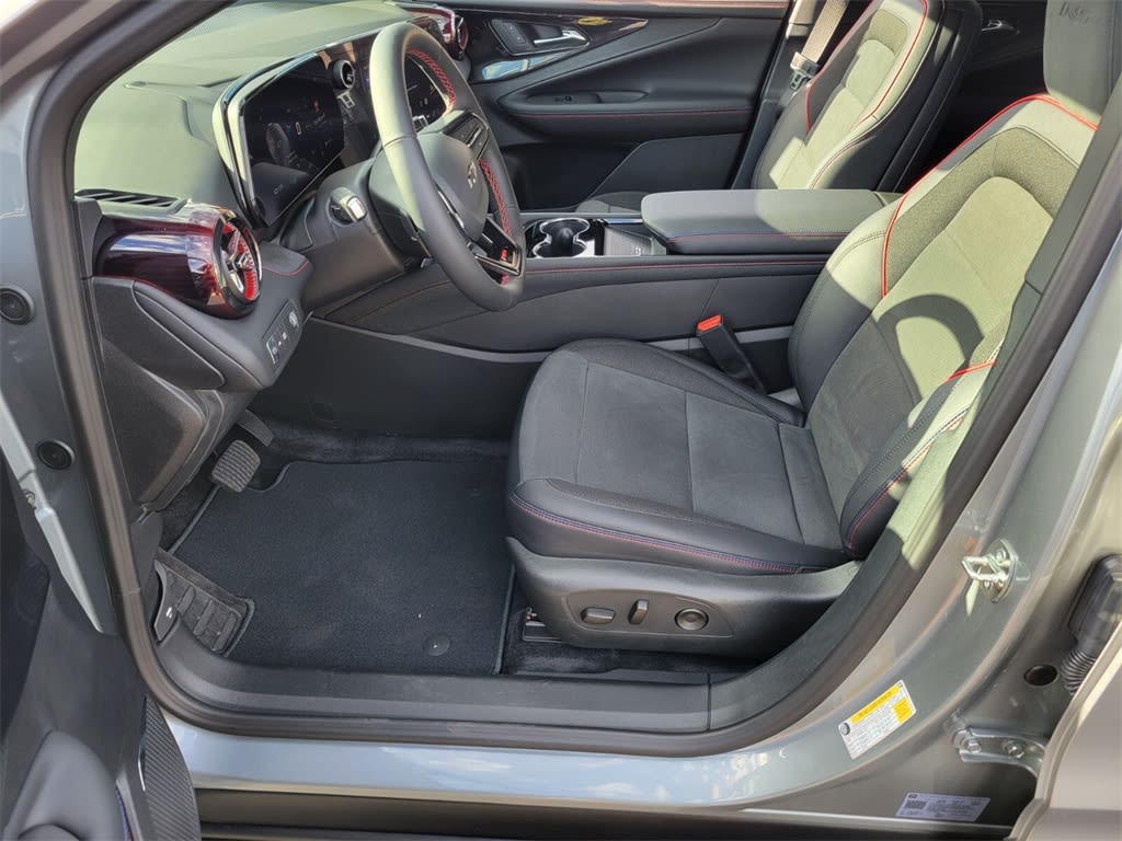 Thumbnail: 2025 Chevrolet Blazer EV - 8