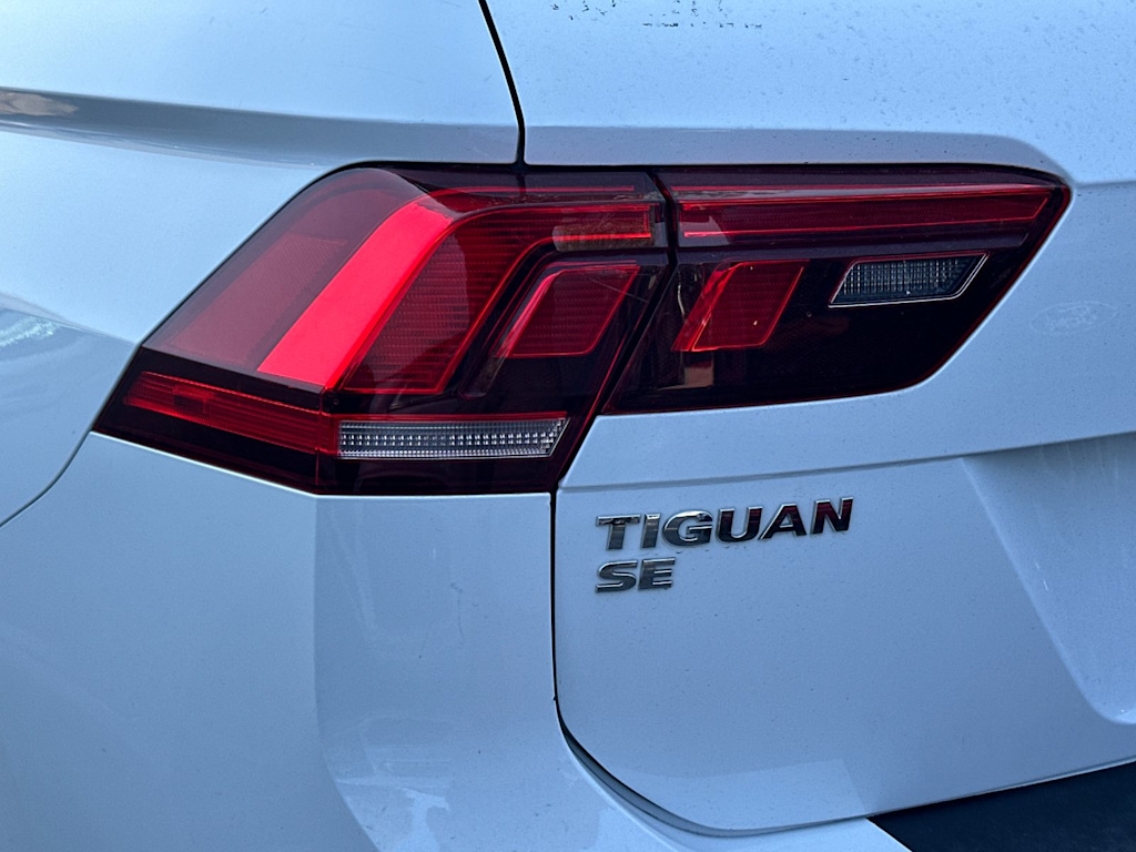 Thumbnail: 2019 Volkswagen Tiguan - 12