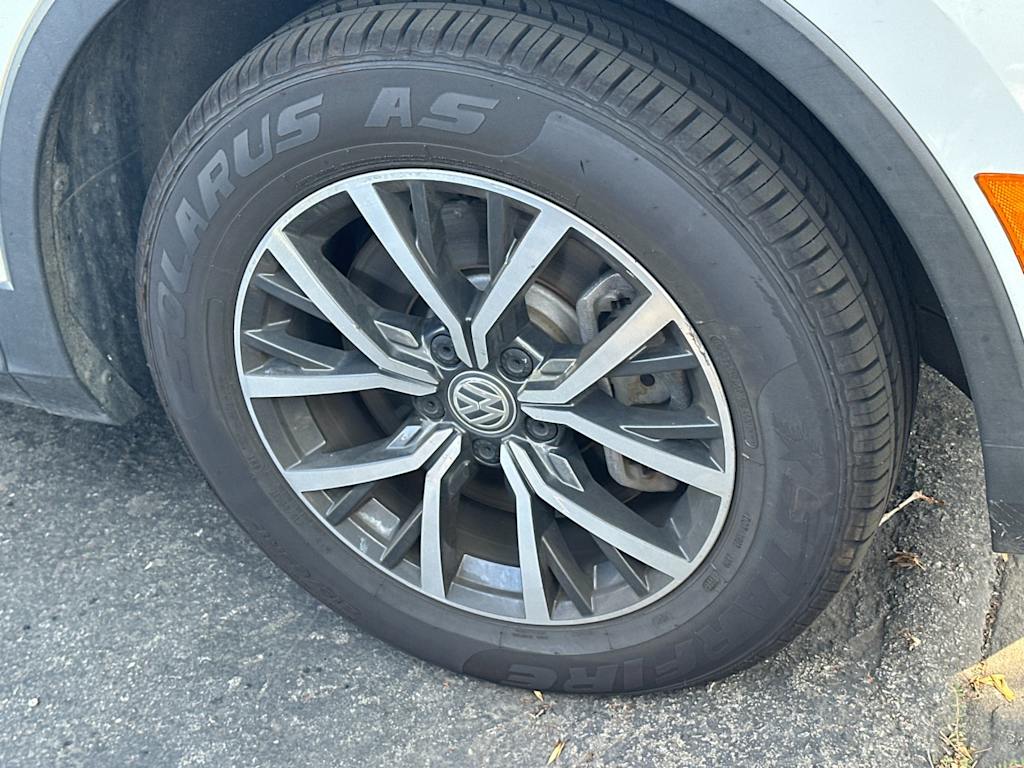 Thumbnail: 2019 Volkswagen Tiguan - 5
