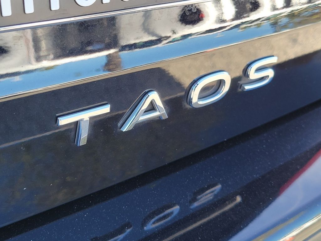 Thumbnail: 2022 Volkswagen Taos - 7