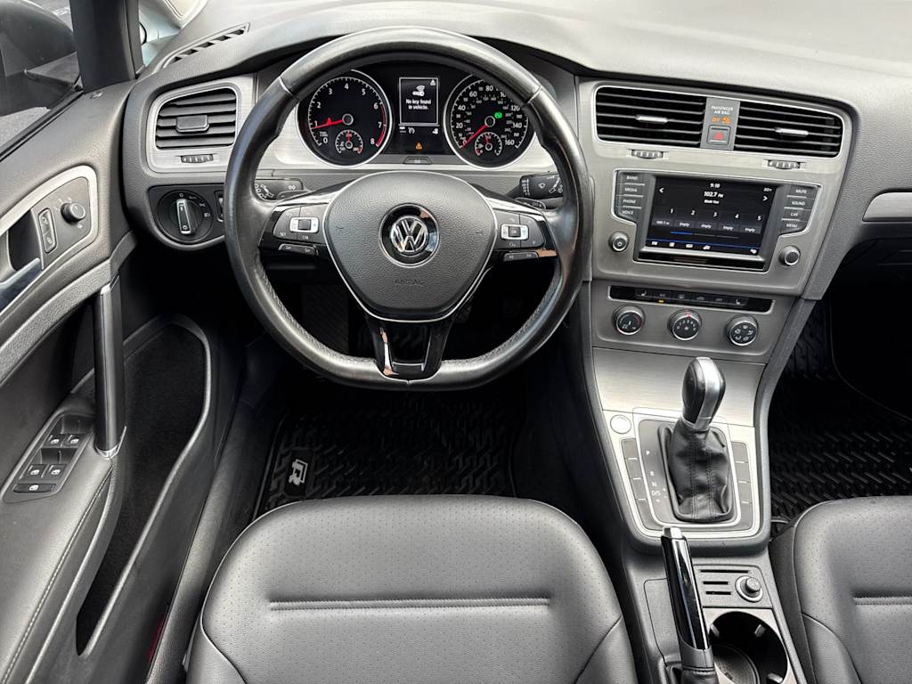 Thumbnail: 2017 Volkswagen Golf - 8