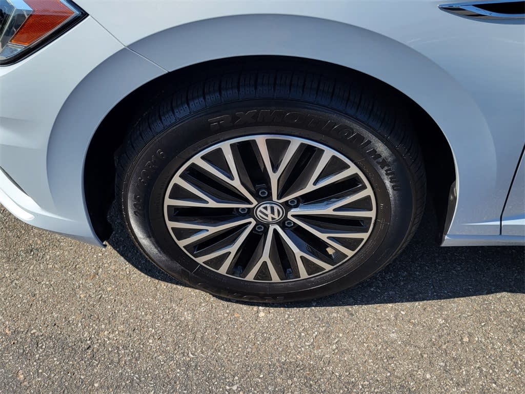 Thumbnail: 2019 Volkswagen Jetta - 6