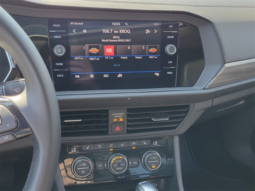 Thumbnail: 2019 Volkswagen Jetta - 10