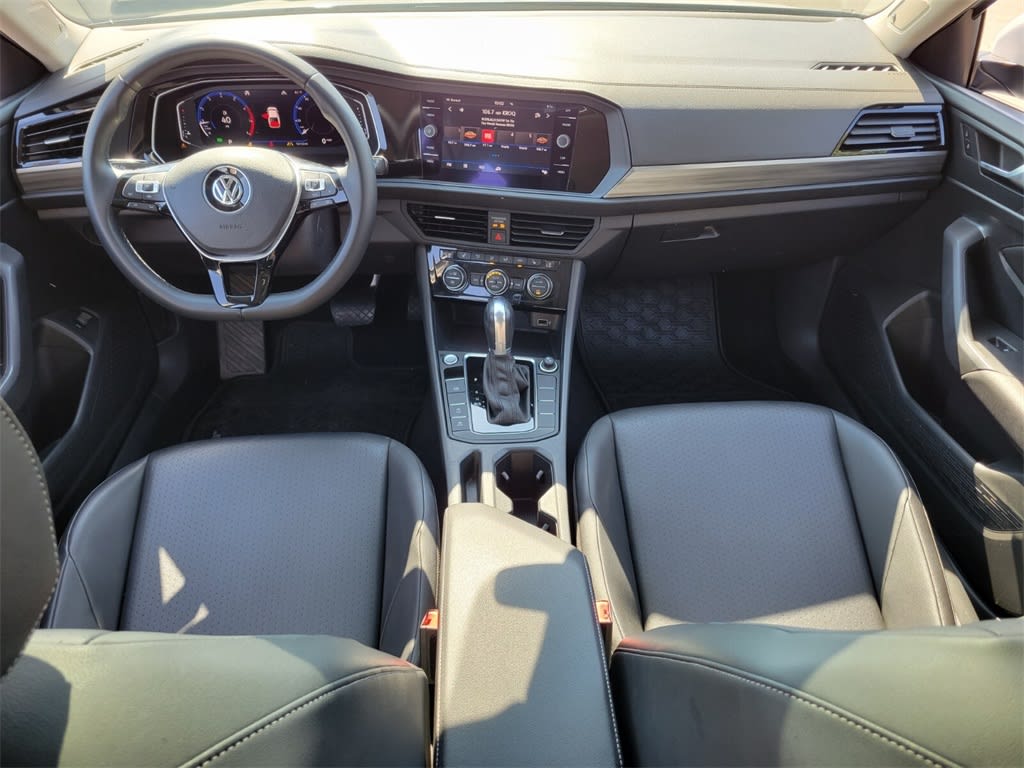 Thumbnail: 2019 Volkswagen Jetta - 2