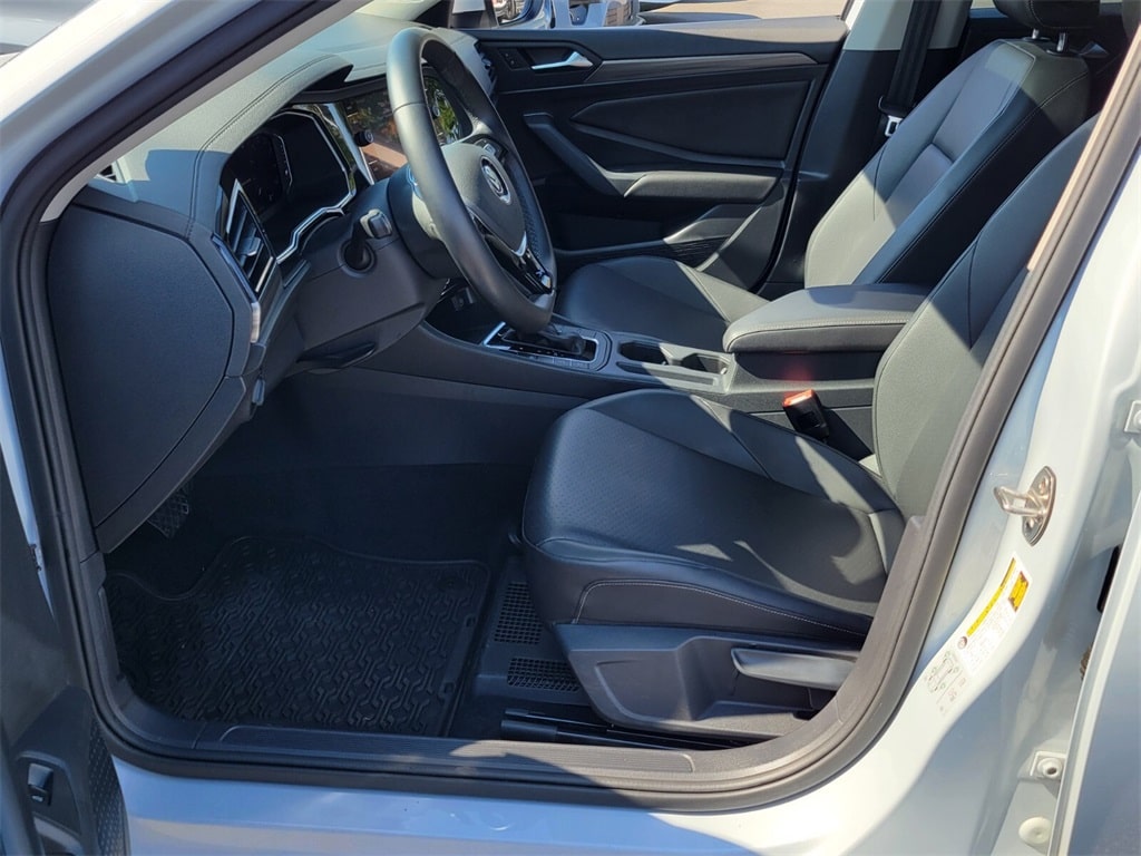 Thumbnail: 2019 Volkswagen Jetta - 7