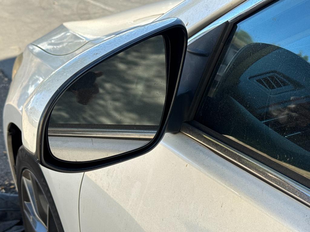 Thumbnail: 2016 Toyota Camry - 11