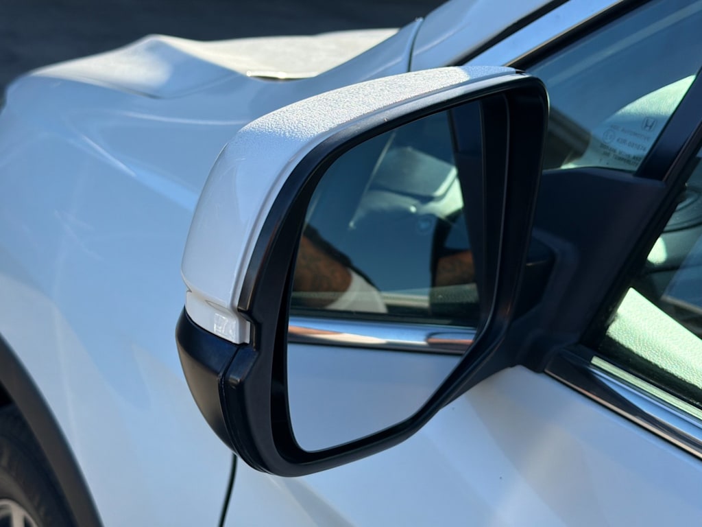 Thumbnail: 2017 Honda Pilot - 10