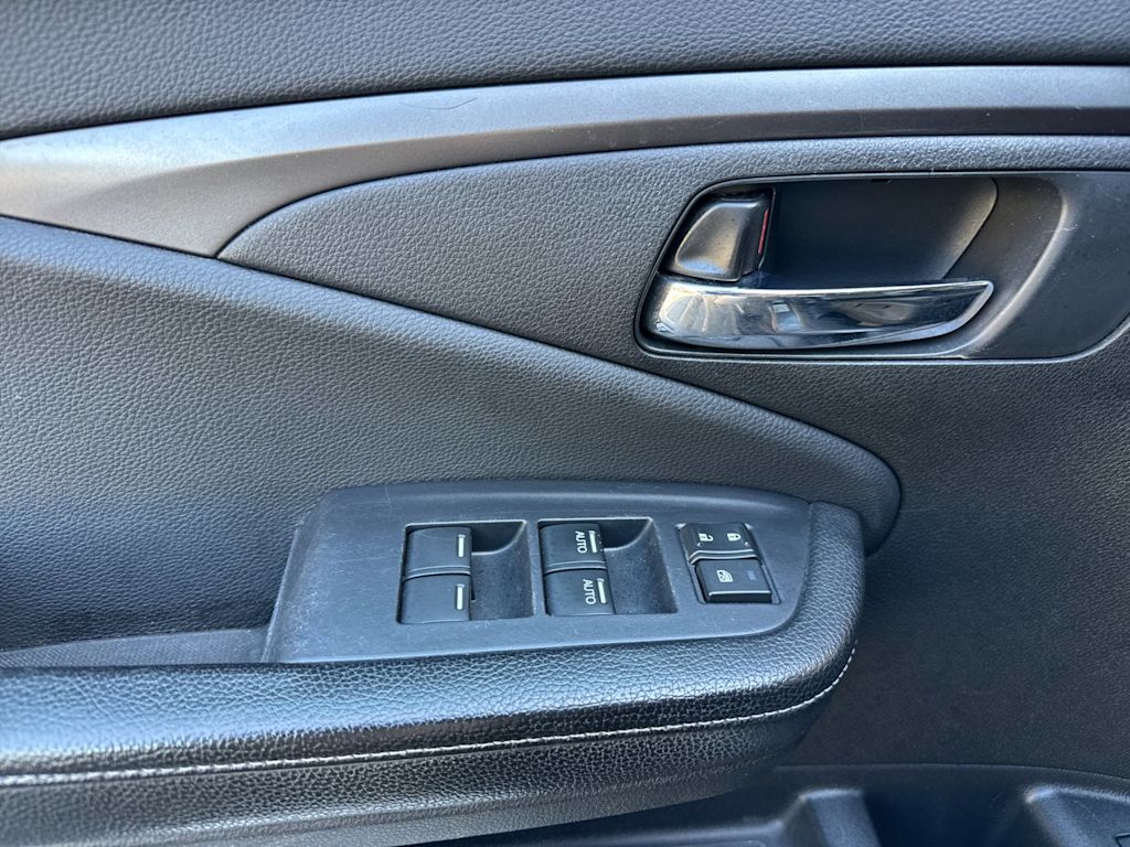 Thumbnail: 2017 Honda Ridgeline - 20