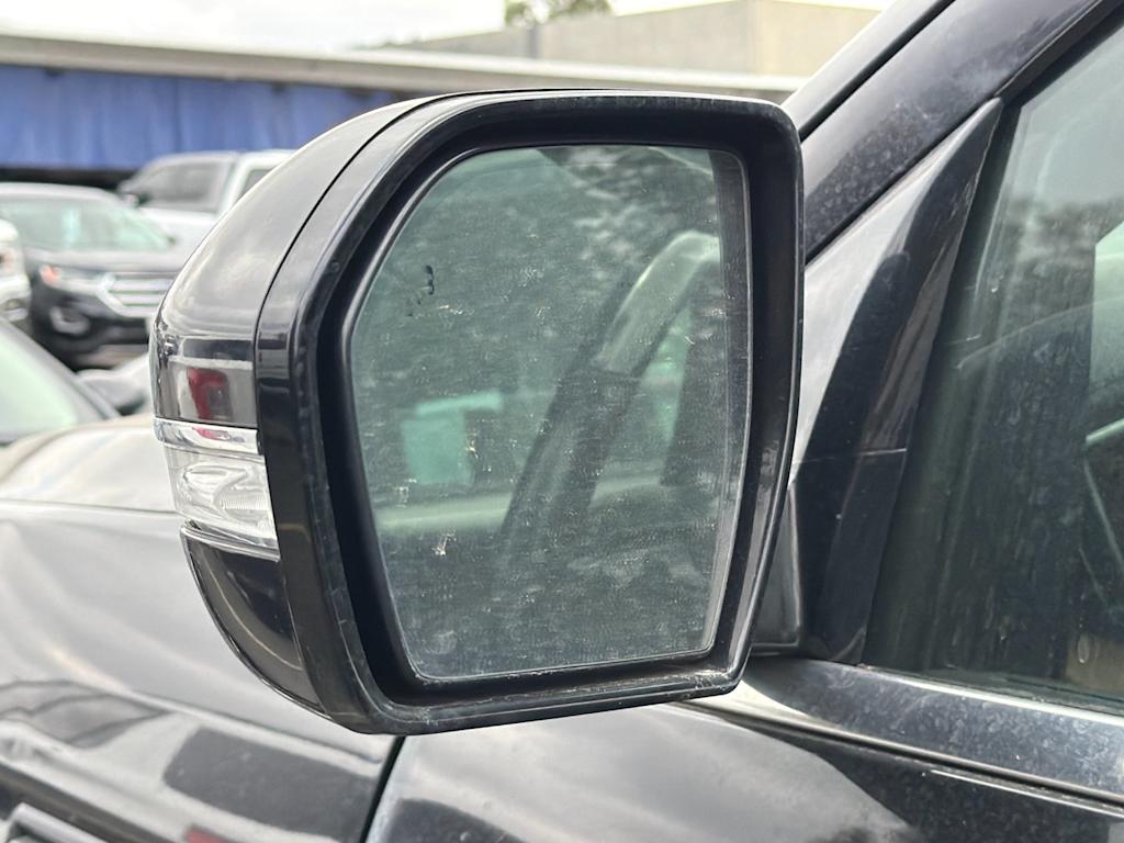 Thumbnail: 2022 Lincoln Navigator - 6