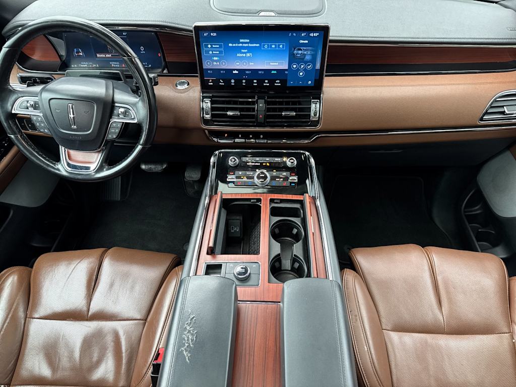 Thumbnail: 2022 Lincoln Navigator - 2