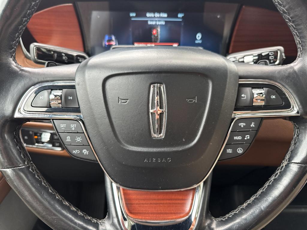 Thumbnail: 2022 Lincoln Navigator - 28