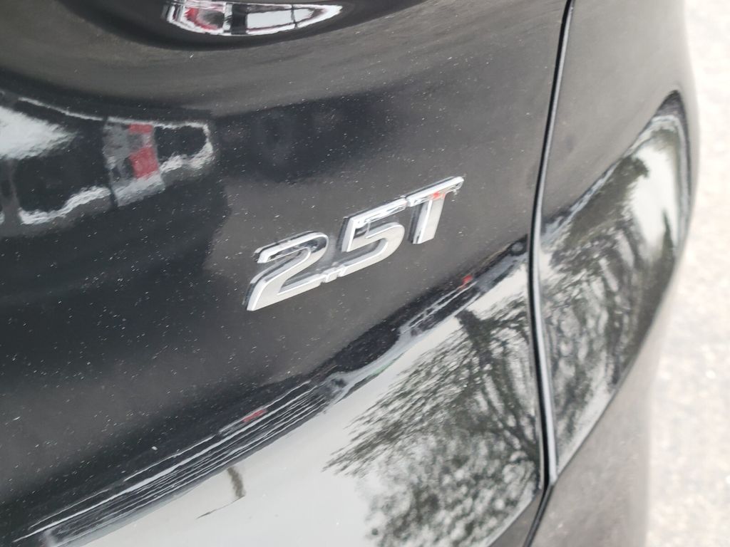 Thumbnail: 2021 Hyundai Santa Fe - 7