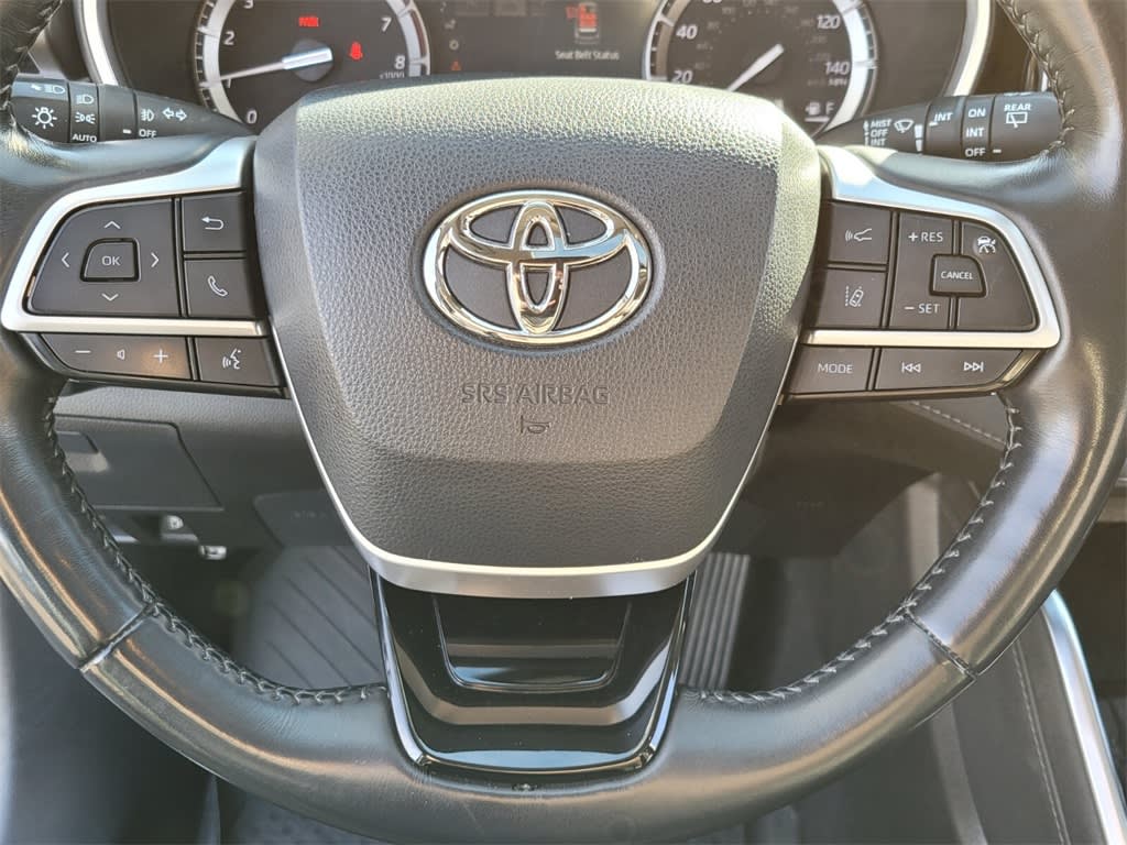 2022 Toyota Highlander Limited 22