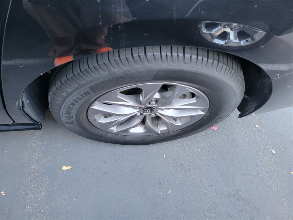 Thumbnail: 2021 Toyota Sienna - 6