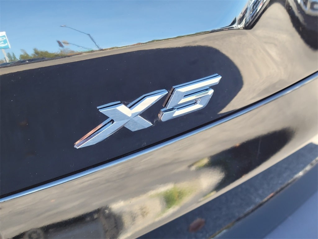 Thumbnail: 2023 BMW X5 - 7
