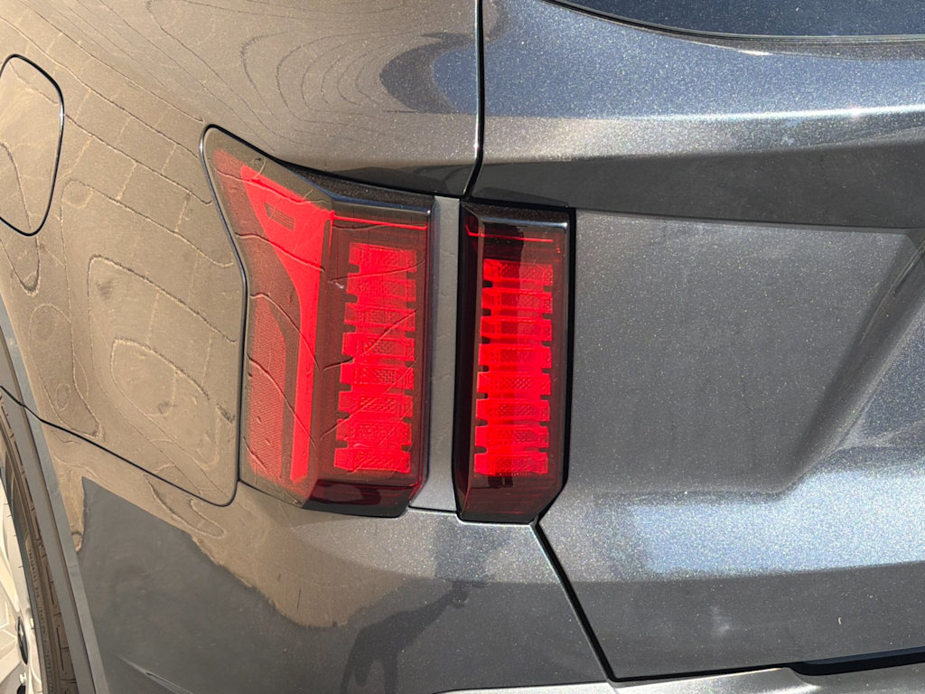 Thumbnail: 2021 Kia Sorento - 28