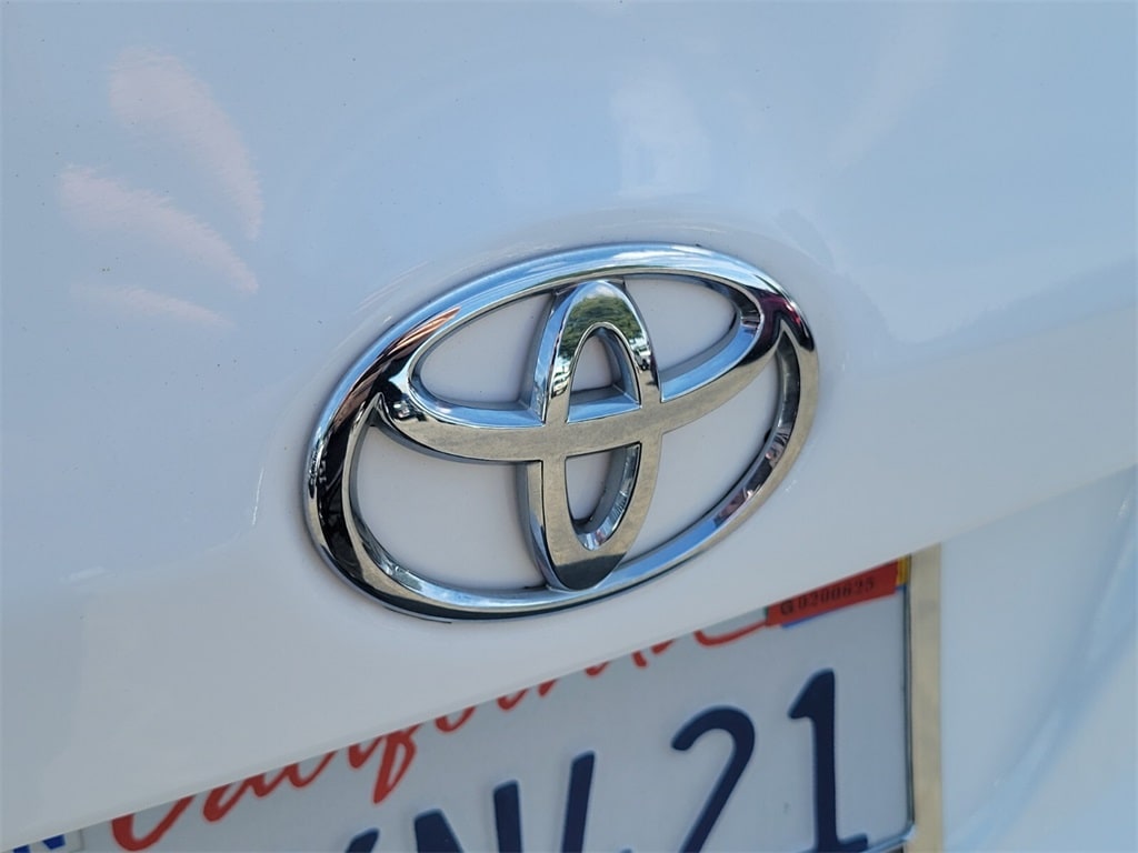 Thumbnail: 2015 Toyota Corolla - 7