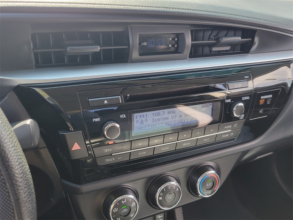 Thumbnail: 2015 Toyota Corolla - 12