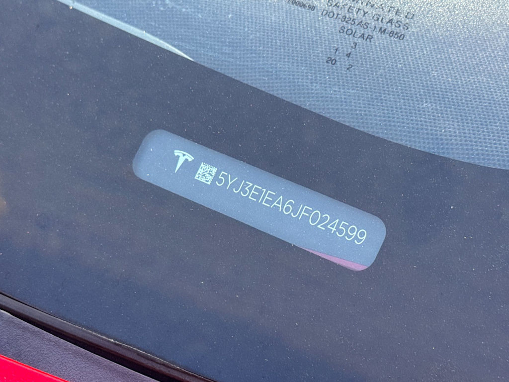 Thumbnail: 2018 Tesla Model 3 - 7