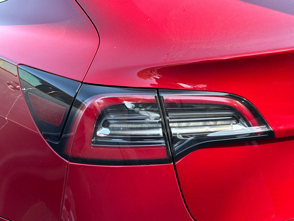 Thumbnail: 2018 Tesla Model 3 - 12