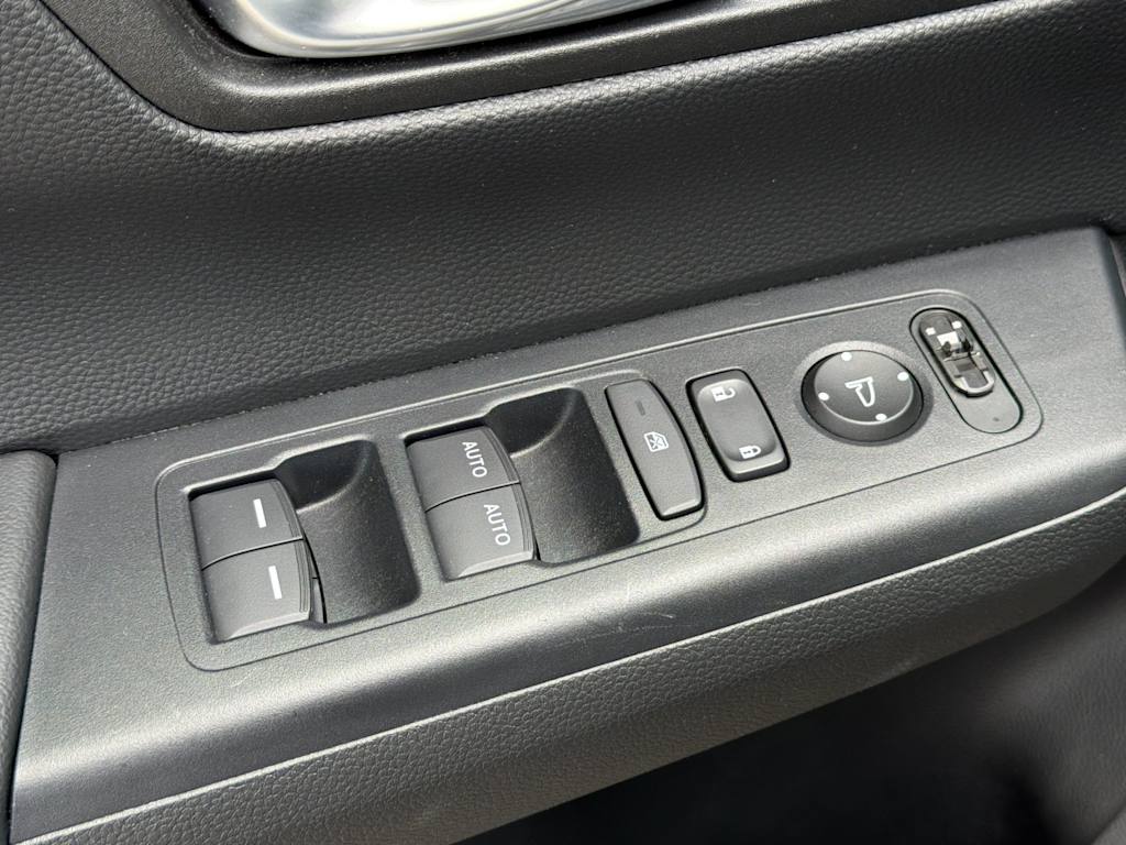 Thumbnail: 2023 Honda CR-V - 22