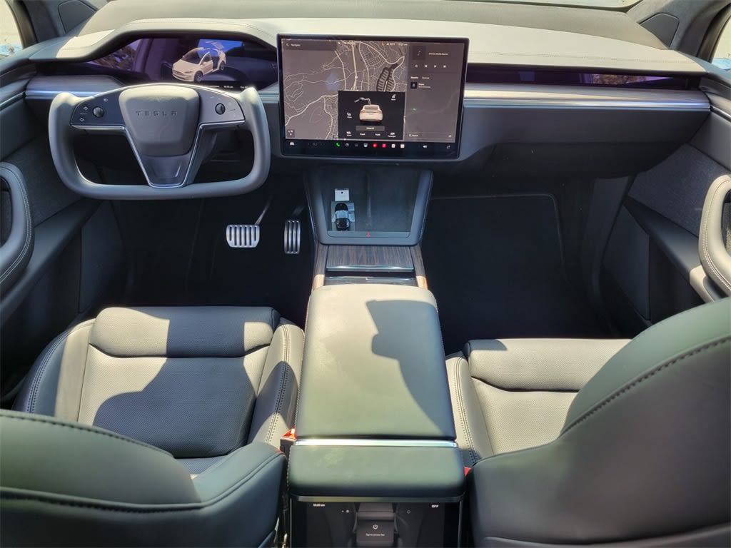 2022 Tesla Model X Standard Range 2