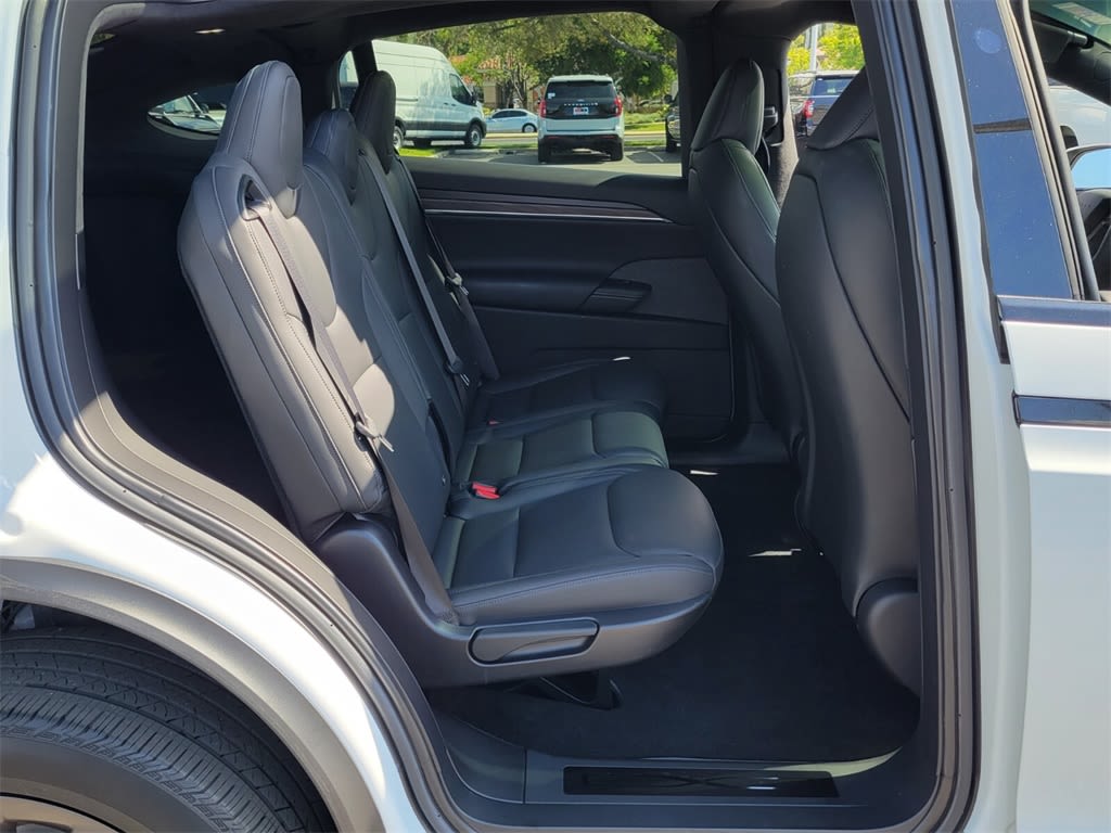2022 Tesla Model X Standard Range 16
