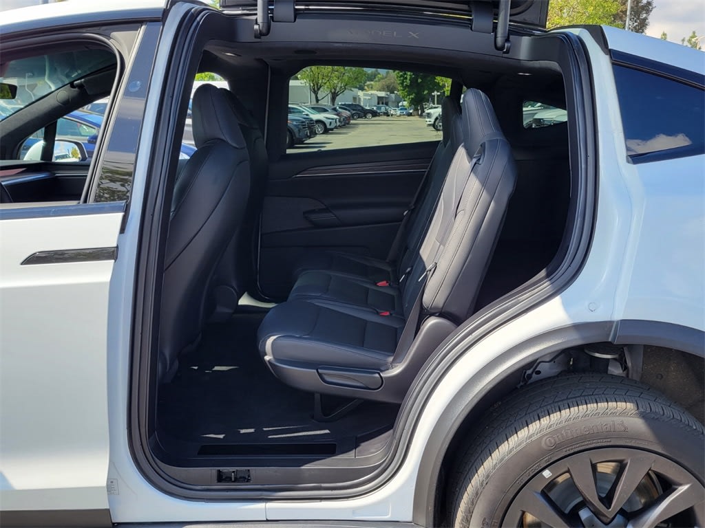 2022 Tesla Model X Standard Range 11