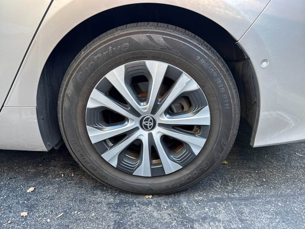 Thumbnail: 2021 Toyota Prius Prime - 5