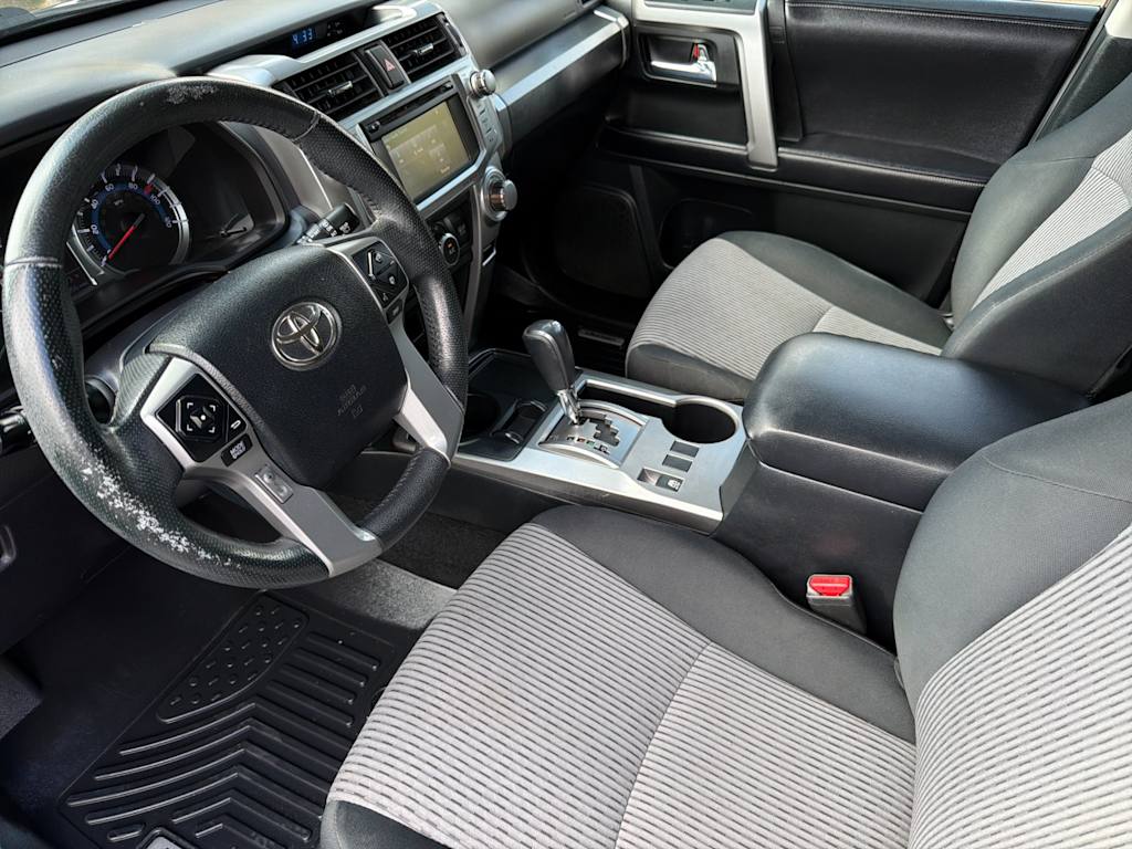 Thumbnail: 2017 Toyota 4Runner - 10