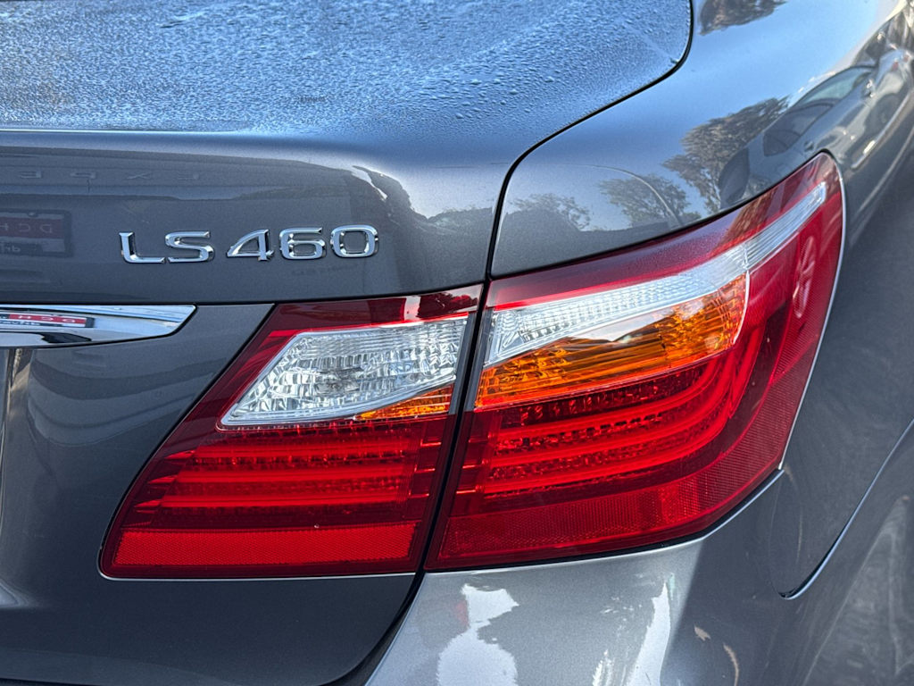 Thumbnail: 2012 Lexus LS - 12