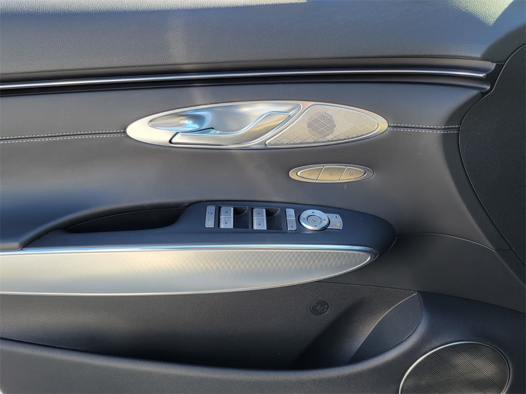 2023 Genesis GV70 2.5T 21