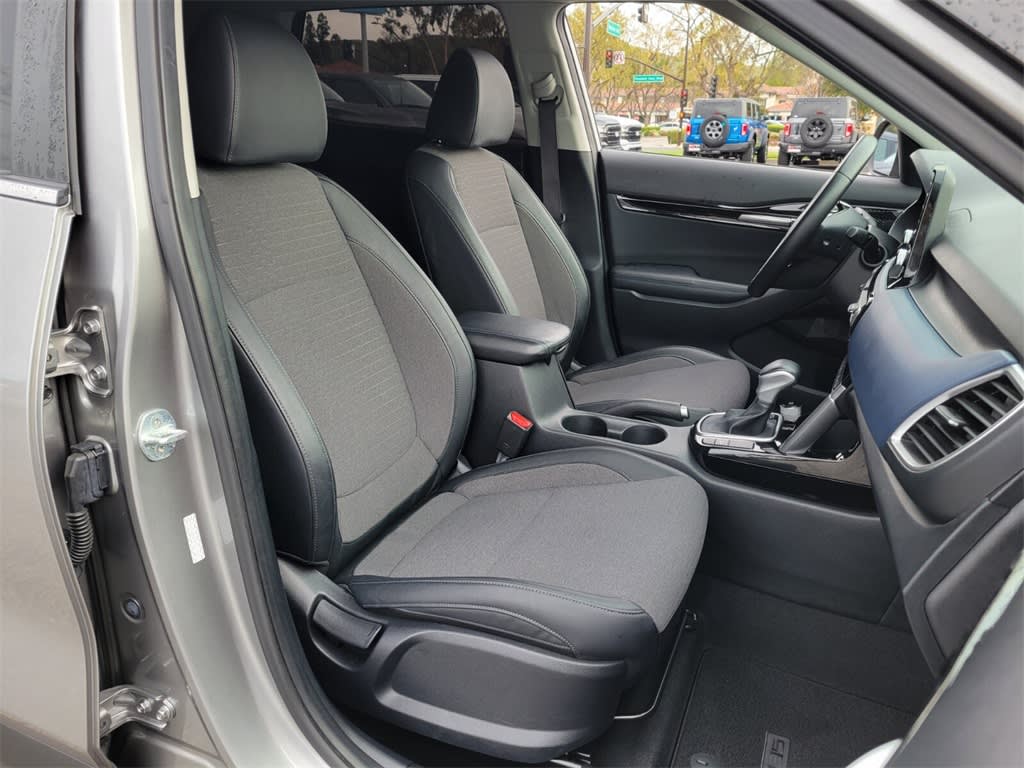 Thumbnail: 2023 Kia Seltos - 10