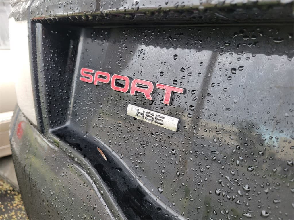 Thumbnail: 2018 Land Rover Discovery Sport - 3