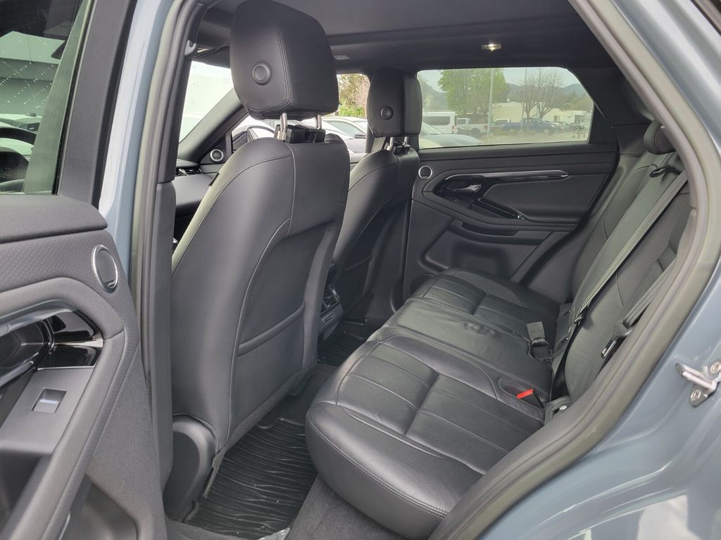 Thumbnail: 2023 Land Rover Range Rover Evoque - 11