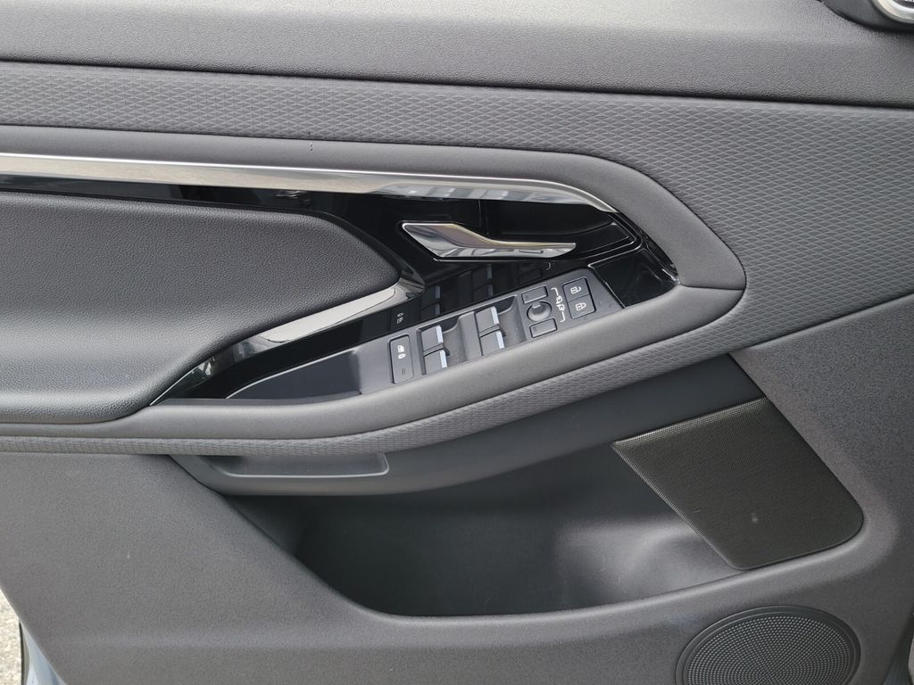 Thumbnail: 2023 Land Rover Range Rover Evoque - 23