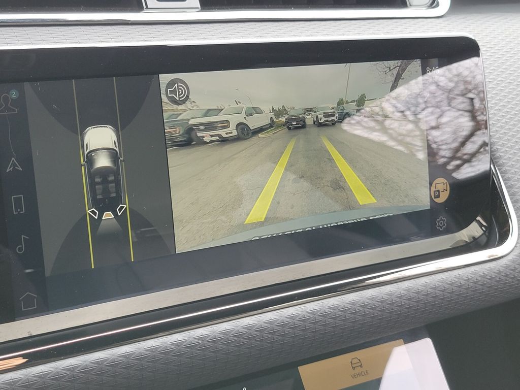 Thumbnail: 2023 Land Rover Range Rover Evoque - 25