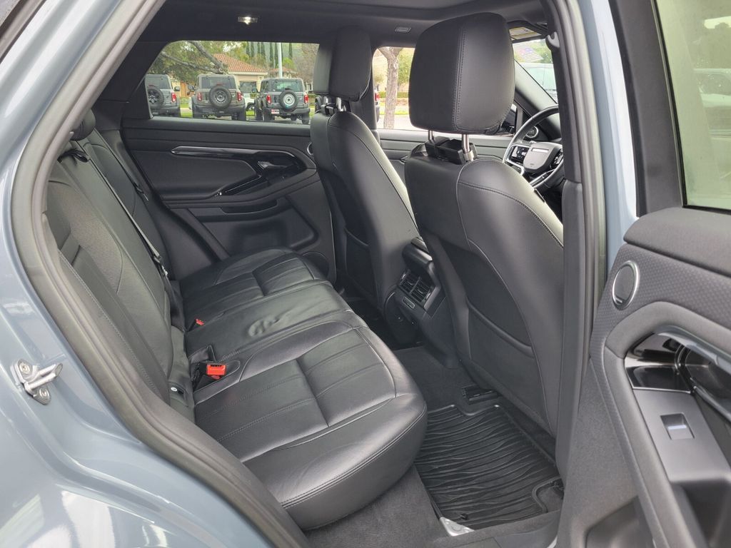 Thumbnail: 2023 Land Rover Range Rover Evoque - 20