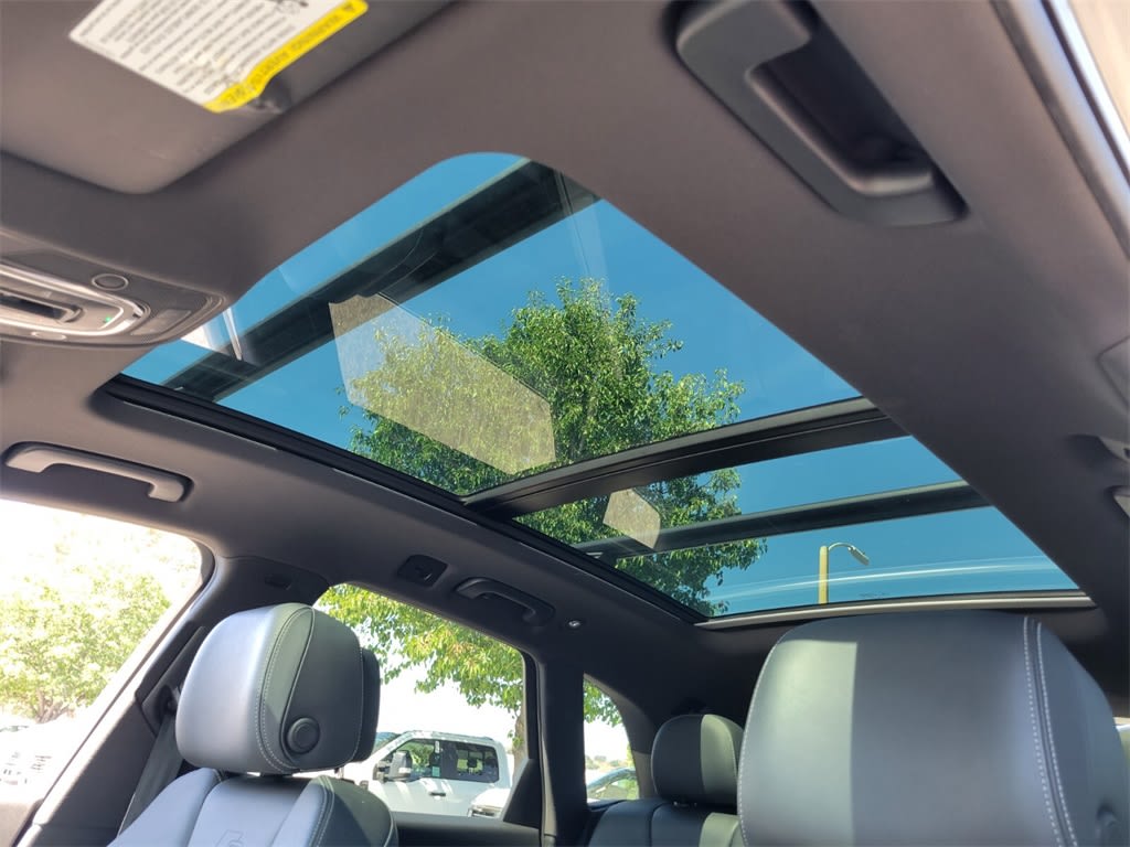 Thumbnail: 2020 Audi SQ5 - 18