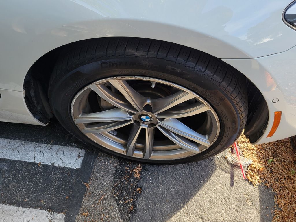 Thumbnail: 2018 BMW 6 Series - 6