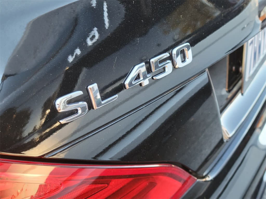 Thumbnail: 2017 Mercedes-Benz SL-Class - 4