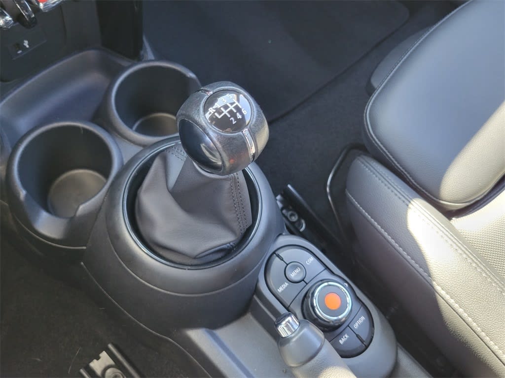 Thumbnail: 2021 MINI Cooper - 12