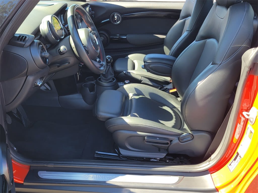 Thumbnail: 2021 MINI Cooper - 9