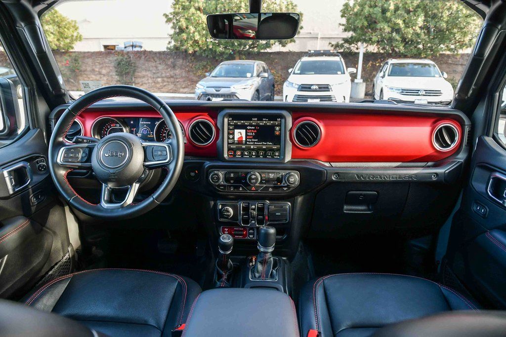 Thumbnail: 2022 Jeep Wrangler - 9