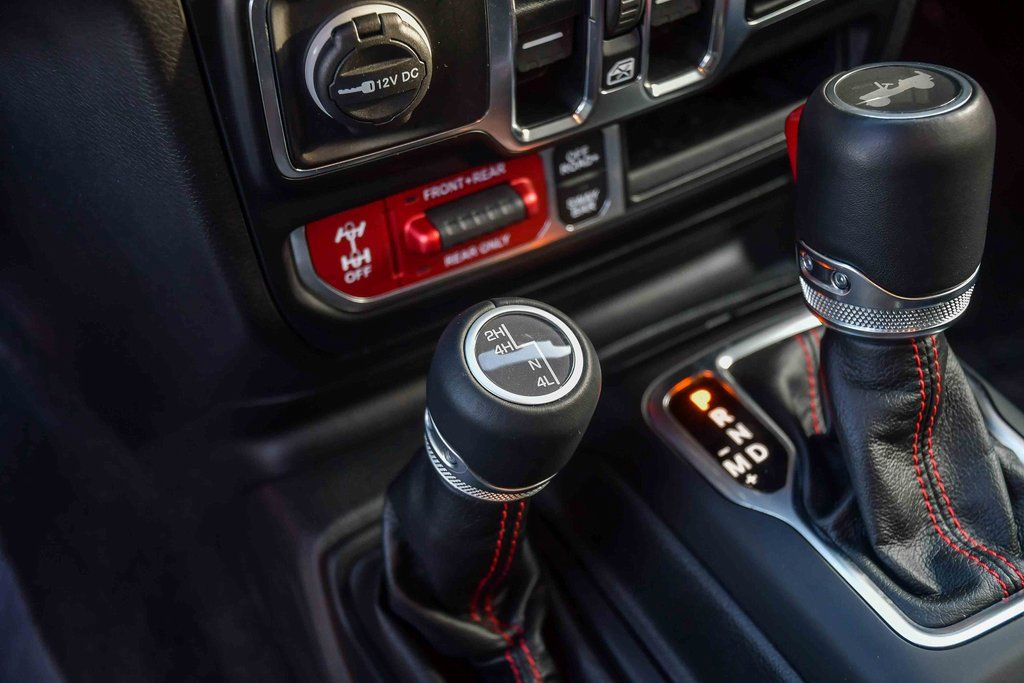 Thumbnail: 2022 Jeep Wrangler - 27